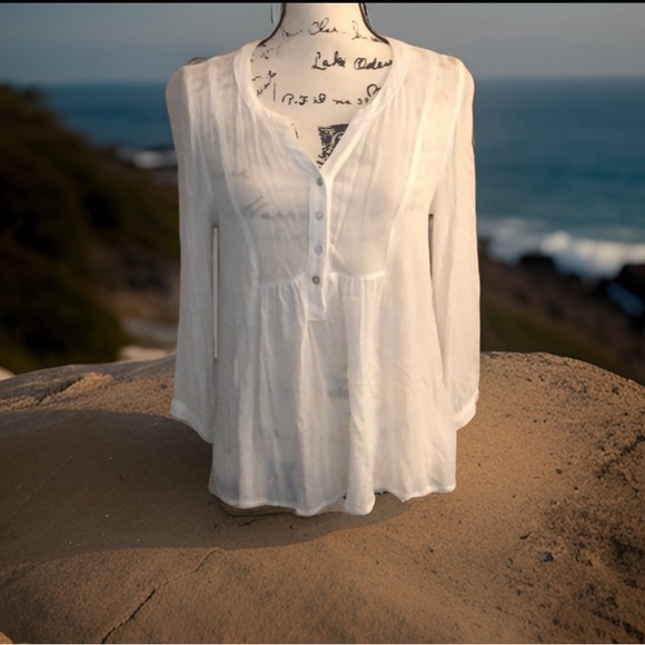 Divided Sheer Pullover Blouse 4 Iridescent Buttons - Picture 1 of 7